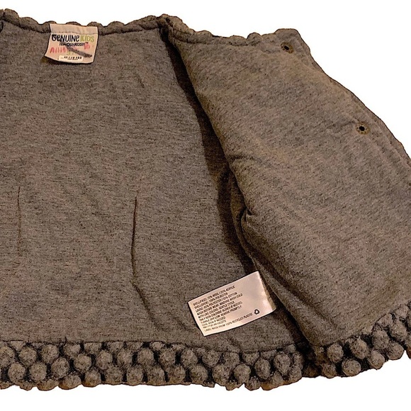 GENUINE Kids From Oshkosh Grey Wool Blend Pom Pom Sweater Jacket Size 3T - Picture 5 of 9